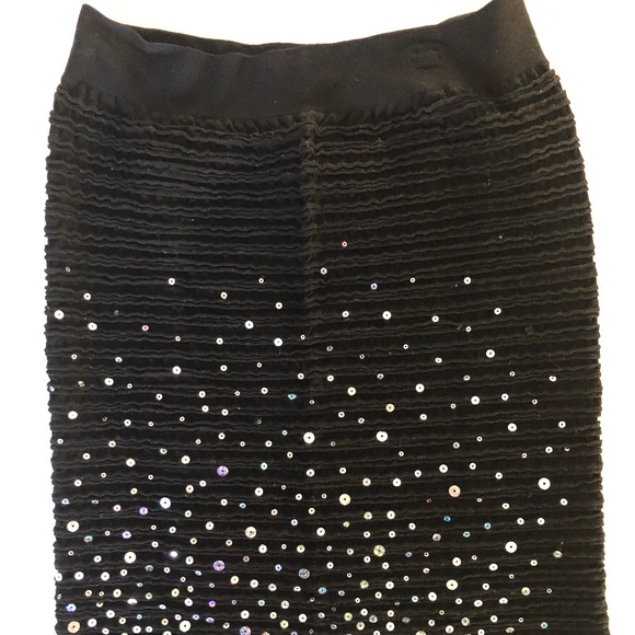 USA Dresses & Skirts - "USA" sparkly spandex mini skirt with colorful sequins size medium
